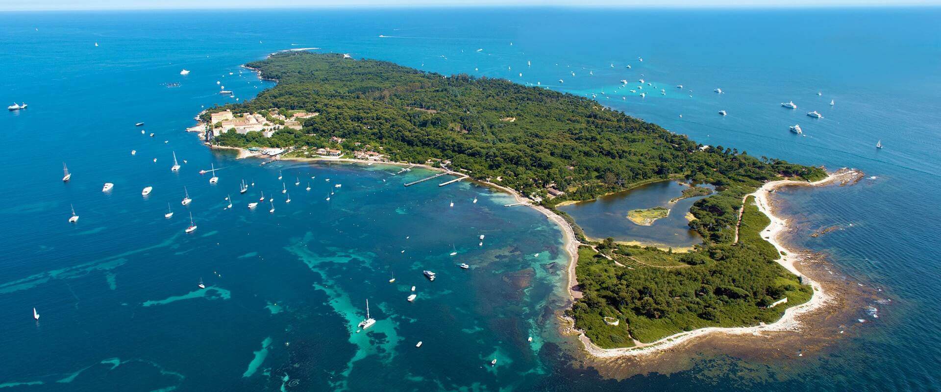 Photo de l'île vue du ciel