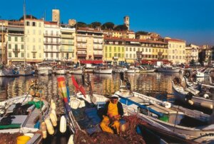Le suquet photo prise du port